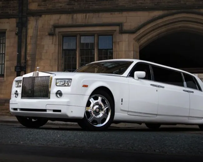Wedding Limousines: White Rolls-Royce Phantom stretch limousine Wedding Limousines: White Rolls-Royce Phantom stretch limousine