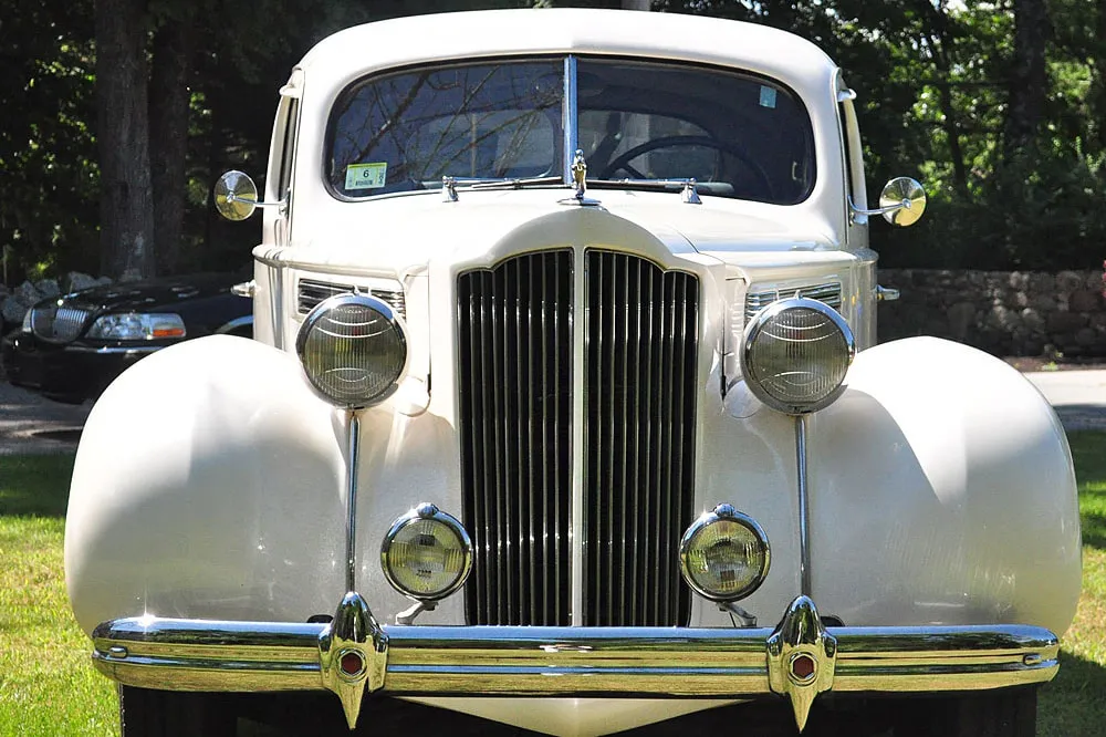 1939 Packard, photo 5 for wedding car rental 1939 Packard, photo 5 for wedding car rental