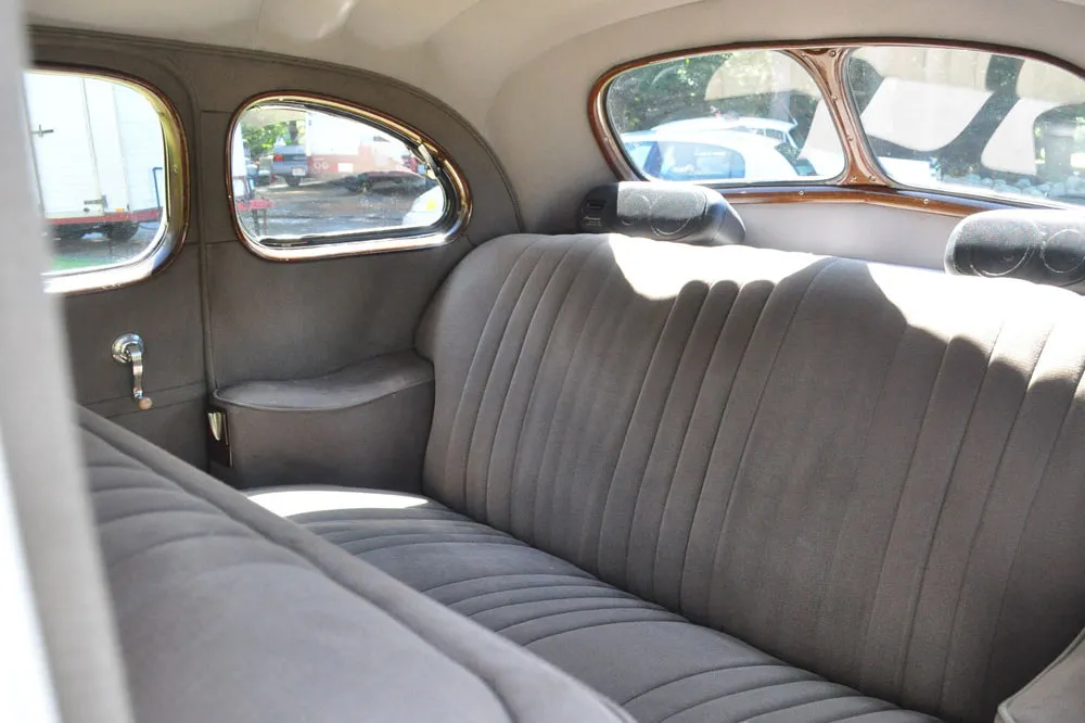 1939 Packard, photo 6 for wedding car rental 1939 Packard, photo 6 for wedding car rental