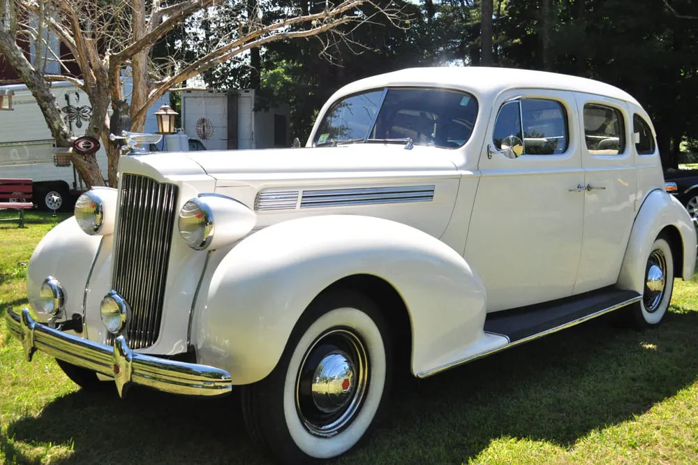 1939 Packard for wedding car rental 1939 Packard for wedding car rental