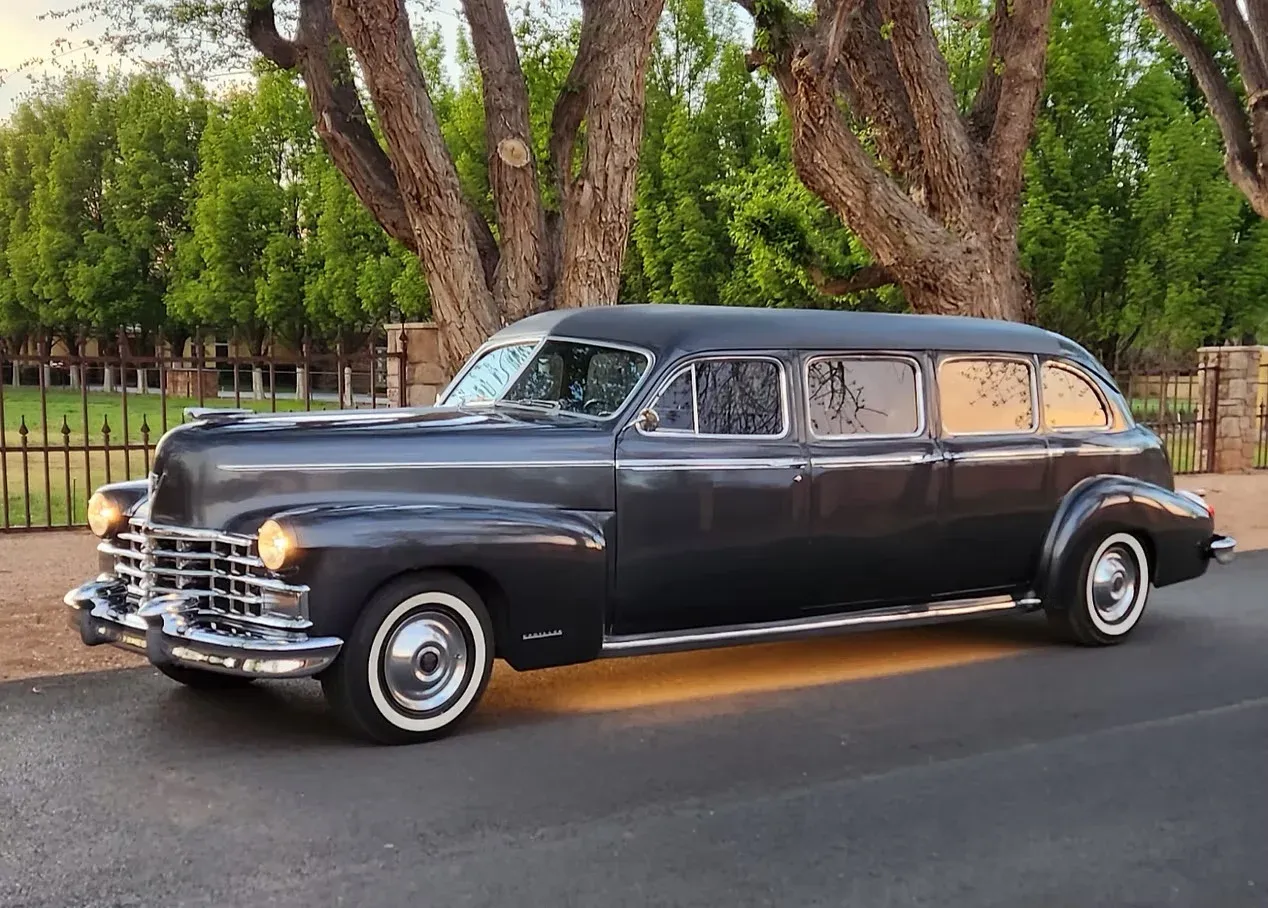 White 1946 Cadillac Airport Limousine, photo 2 for limo rental