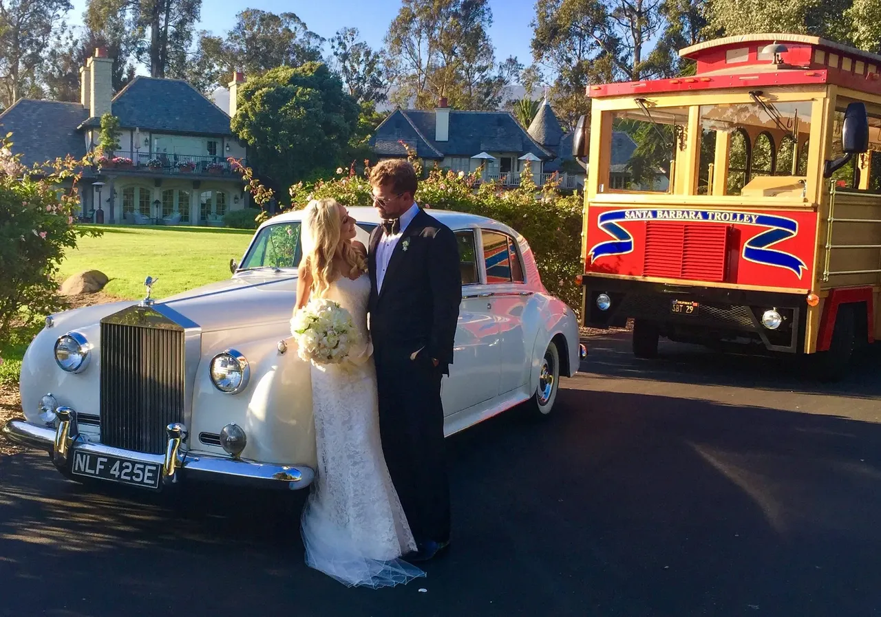 White 1960 Rolls-Royce Silver Cloud II exterior, photo 5 for wedding car rental in Tarzana, CA