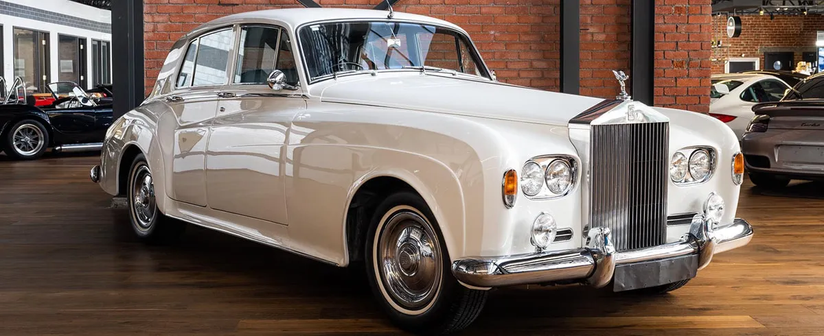 1964 Rolls Royce Silver Cloud for wedding car rental