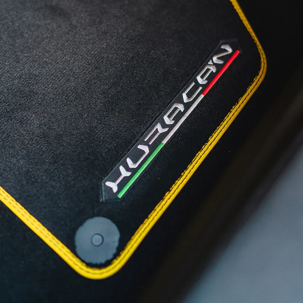 Gold 2022 Lamborghini Huracan EVO Giallo Orion, photo 7 for wedding car rental in Rockville, MD