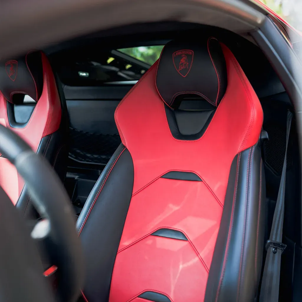 Red 2022 Lamborghini Huracan EVO Rosso Mars, photo 7 for wedding car rental in Rockville, MD Red 2022 Lamborghini Huracan EVO Rosso Mars, photo 7 for wedding car rental in Rockville, MD