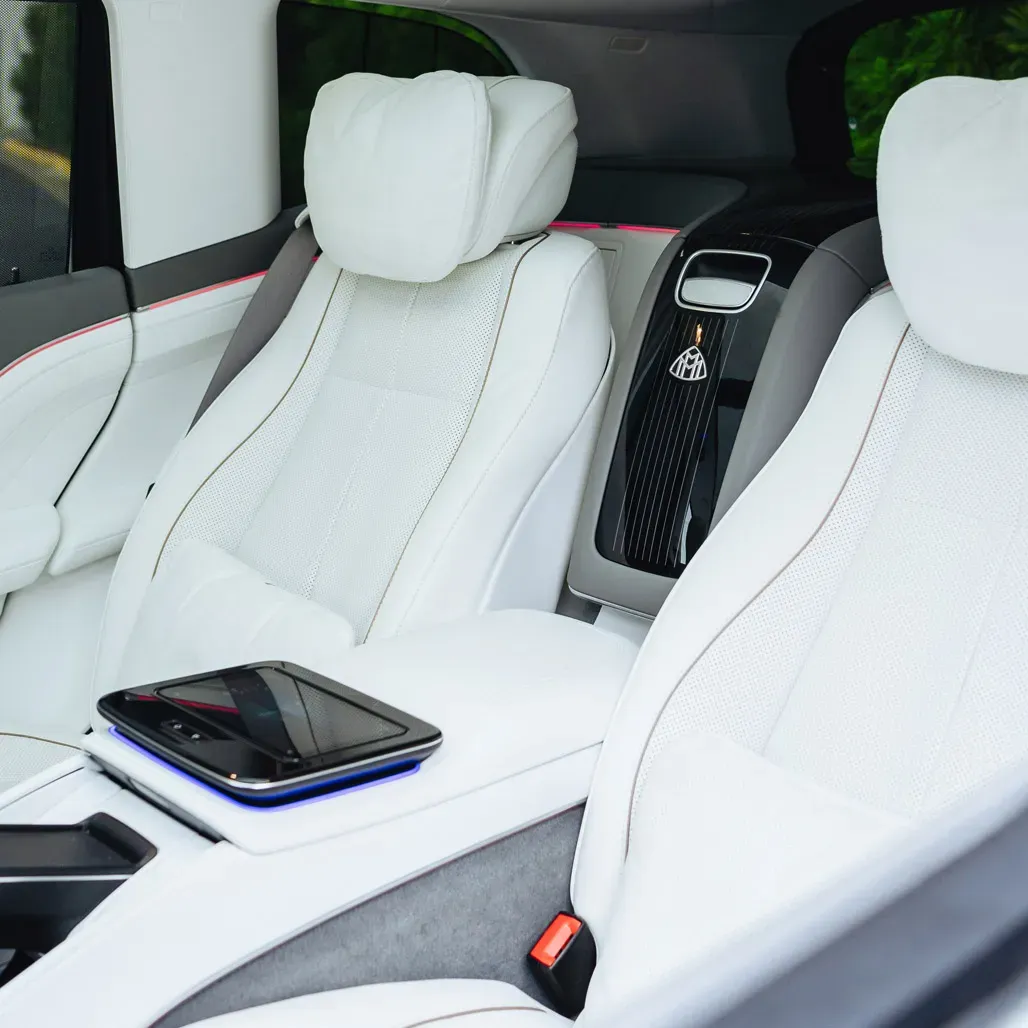 2023 GLS600 Maybach All-White, photo 4 for wedding car rental in Rockville, MD