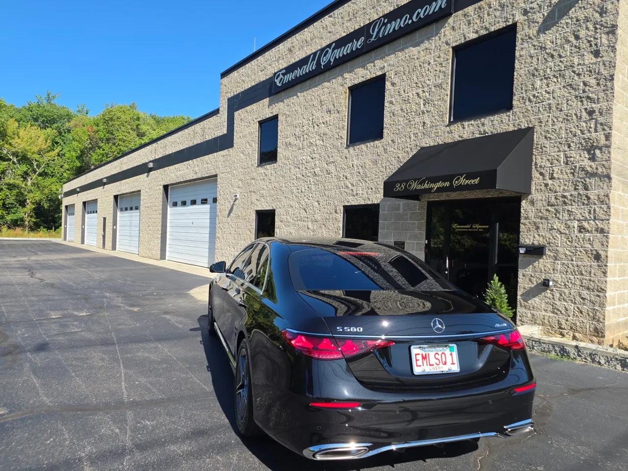 Black 2027 Mercedes-Benz S580 4 Passenger Sedan, photo 2 for wedding car rental in Plainville, MA