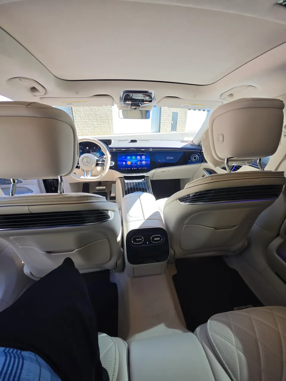 Black 2027 Mercedes-Benz S580 4 Passenger Sedan, photo 7 for wedding car rental in Plainville, MA