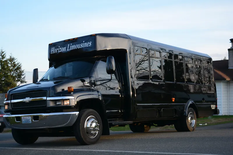 24–28 Passenger Party Bus 24–28 Passenger Party Bus for party bus rental