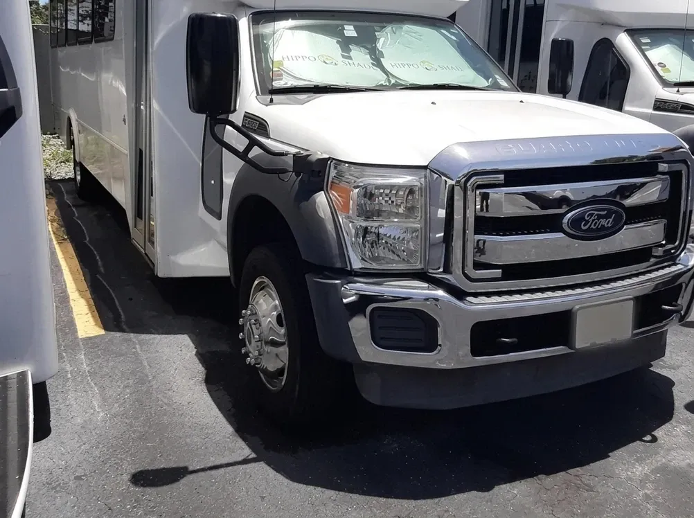 28 Passenger Limousine Party Bus 28 Passenger Limousine Party Bus on offer