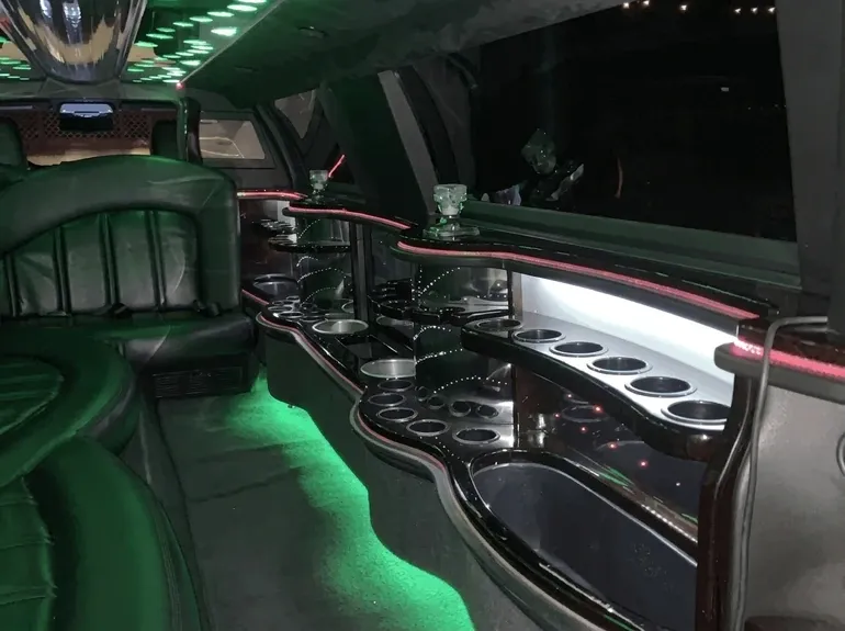 Black Chrysler Limousine White Black Chrysler Limousine on offer