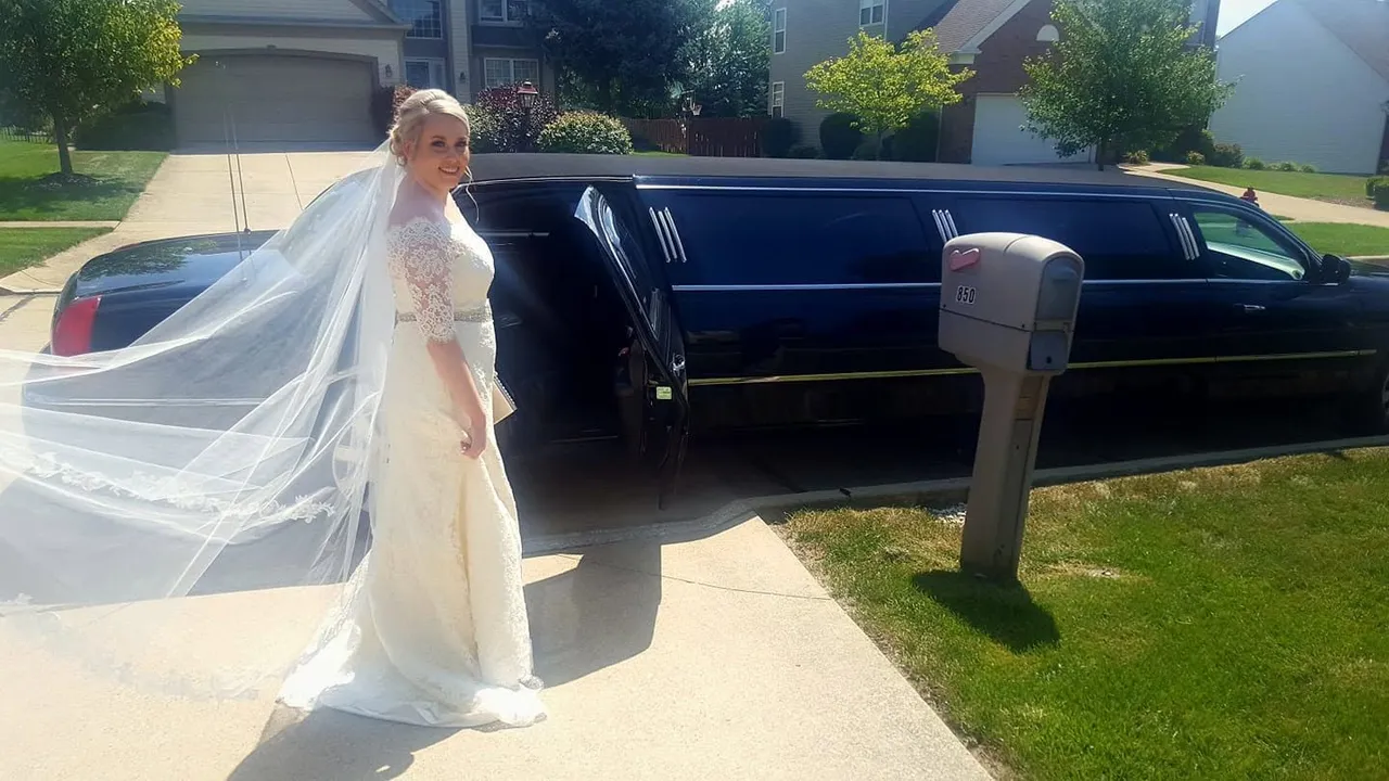 Black Stretch Limousine for limo rental in Rootstown, OH