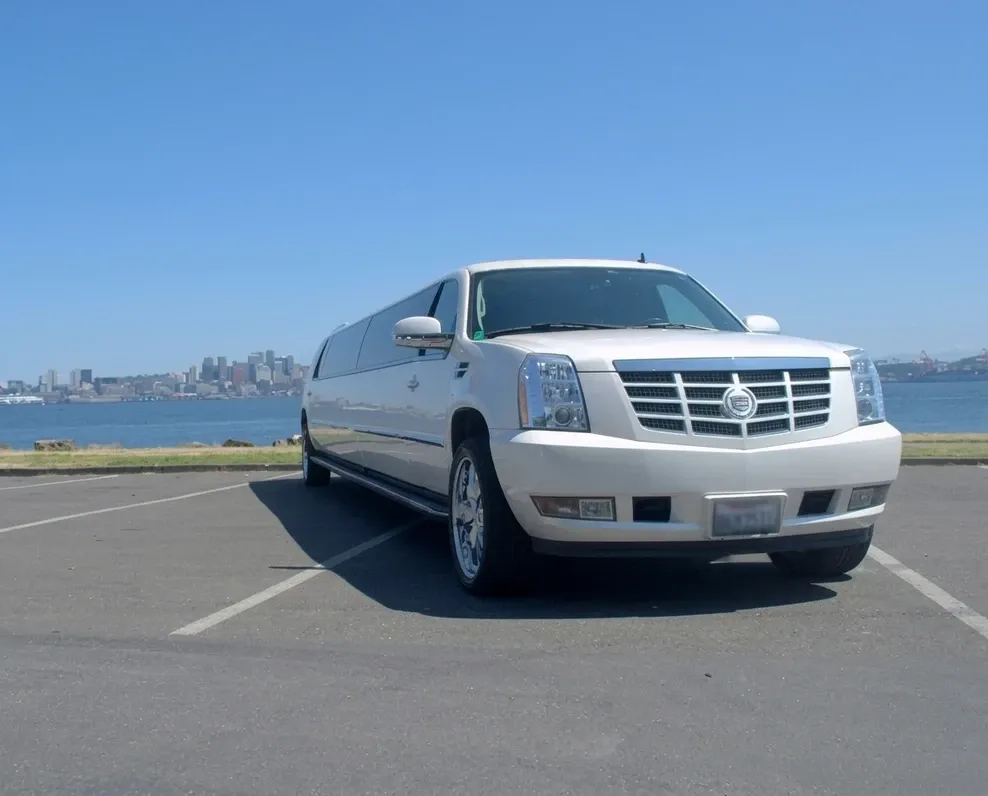 Cadillac Escalade Limousine Cadillac Escalade Limousine on offer