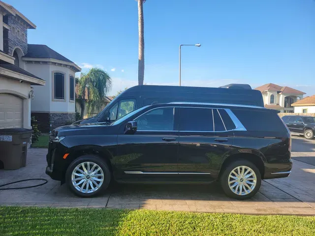 Escalade Limousines Black Escalade Limousines for limo rental