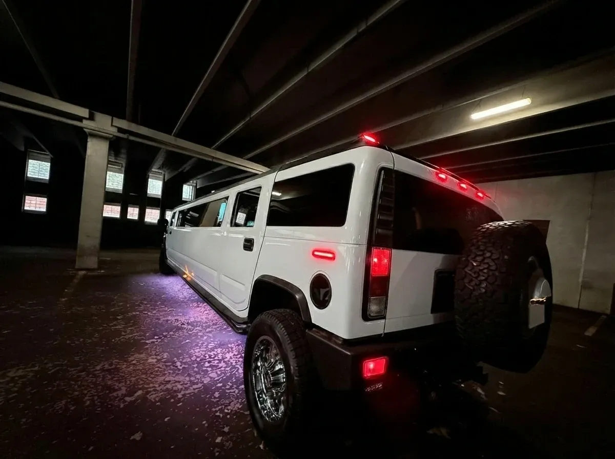 White H2 Hummer; view 11