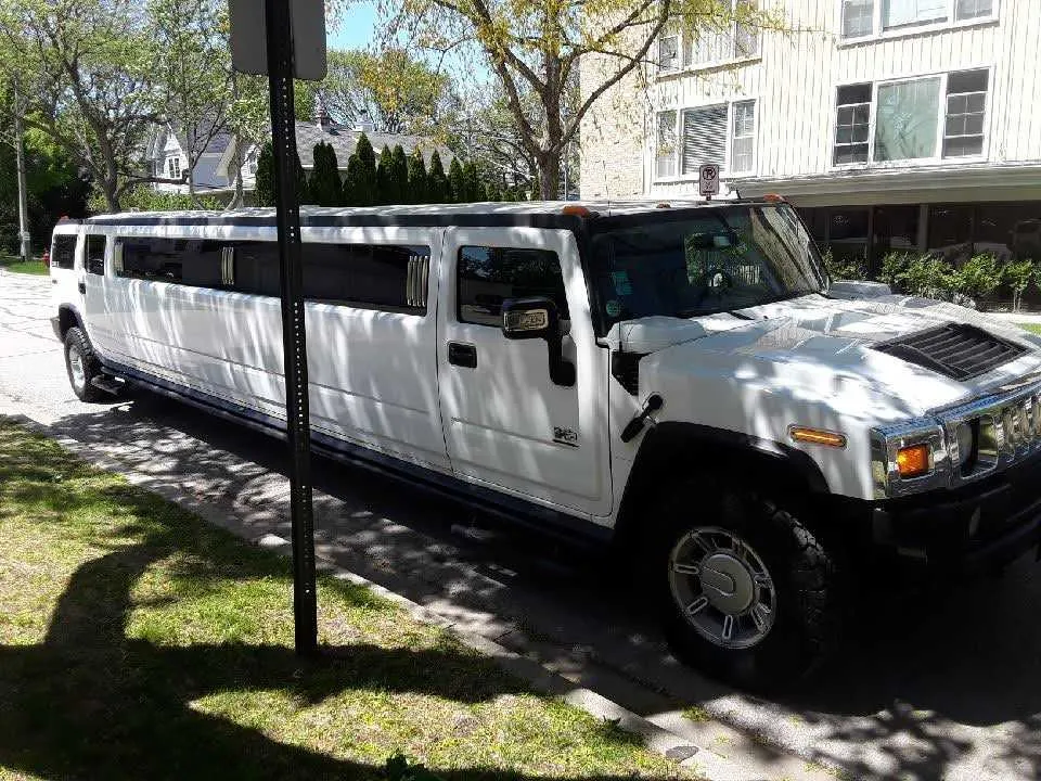 White Hummer H2 limo for hummer limo rental