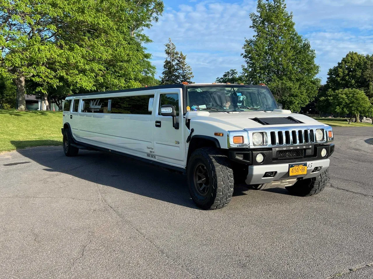 White Hummer H2 Limousine - Elizabeth Taylor for limo rental