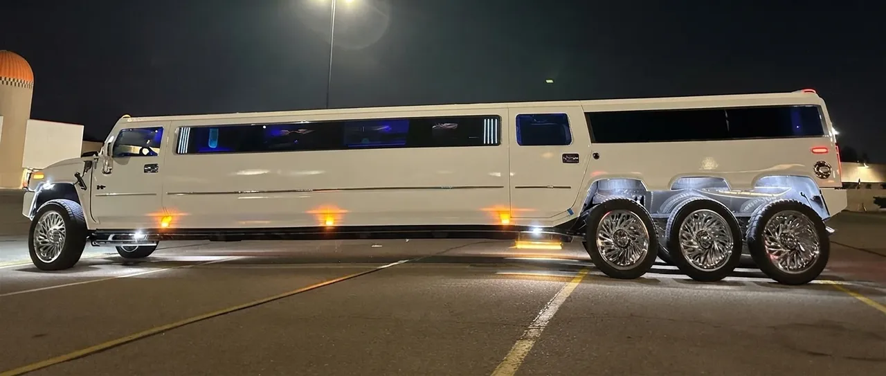 Hummer H2 Triple Axle White Hummer H2 Triple Axle White on offer