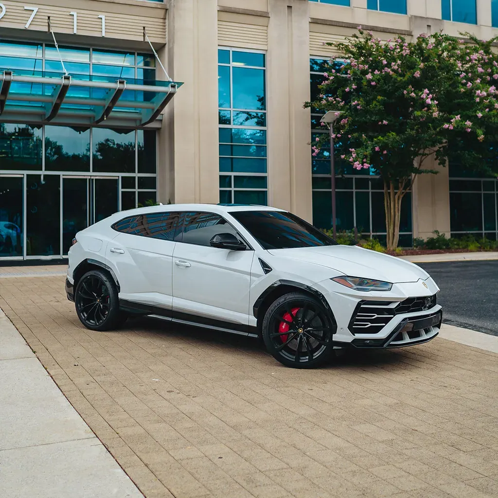 Lamborghini Urus Ibis White, photo 2 for wedding car rental in Rockville, MD