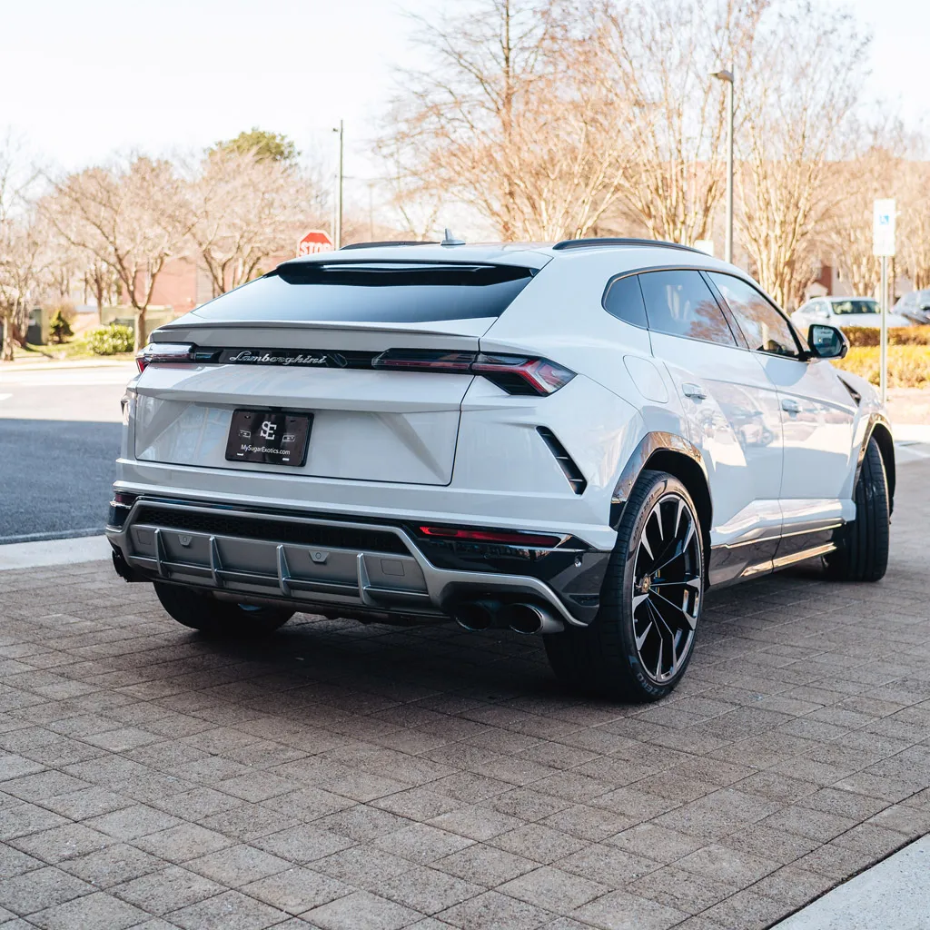 White Lamborghini Urus Omnino Albus, photo 6 for wedding car rental in Rockville, MD White Lamborghini Urus Omnino Albus, photo 6 for wedding car rental in Rockville, MD