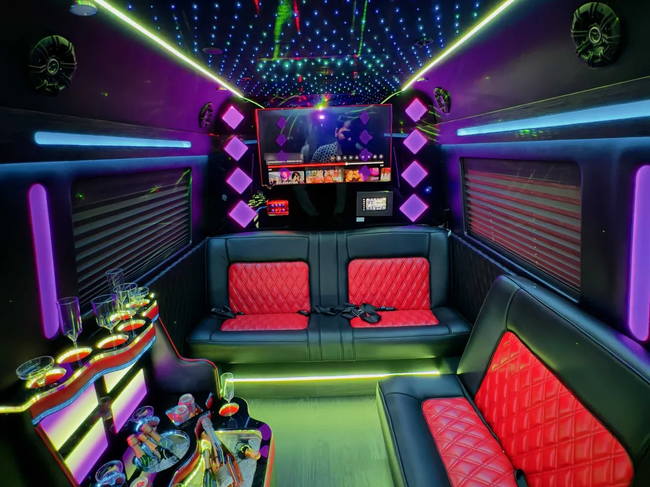 Limousine Sprinter Black Limousine Sprinter on offer