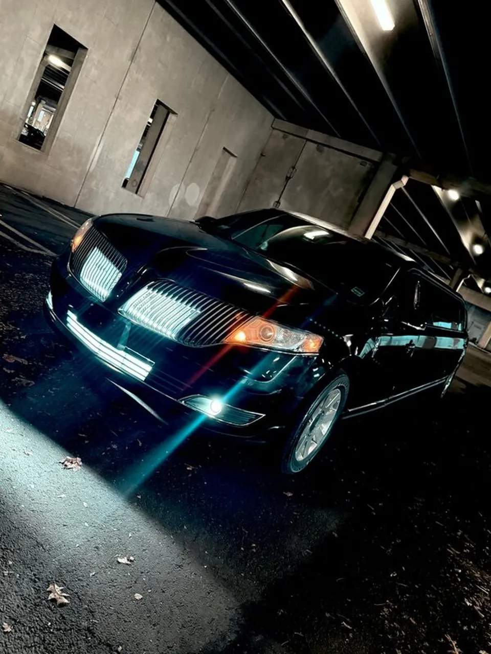 Black Lincoln MKT Limousine, photo 2 for limo rental in Sumter County, SC