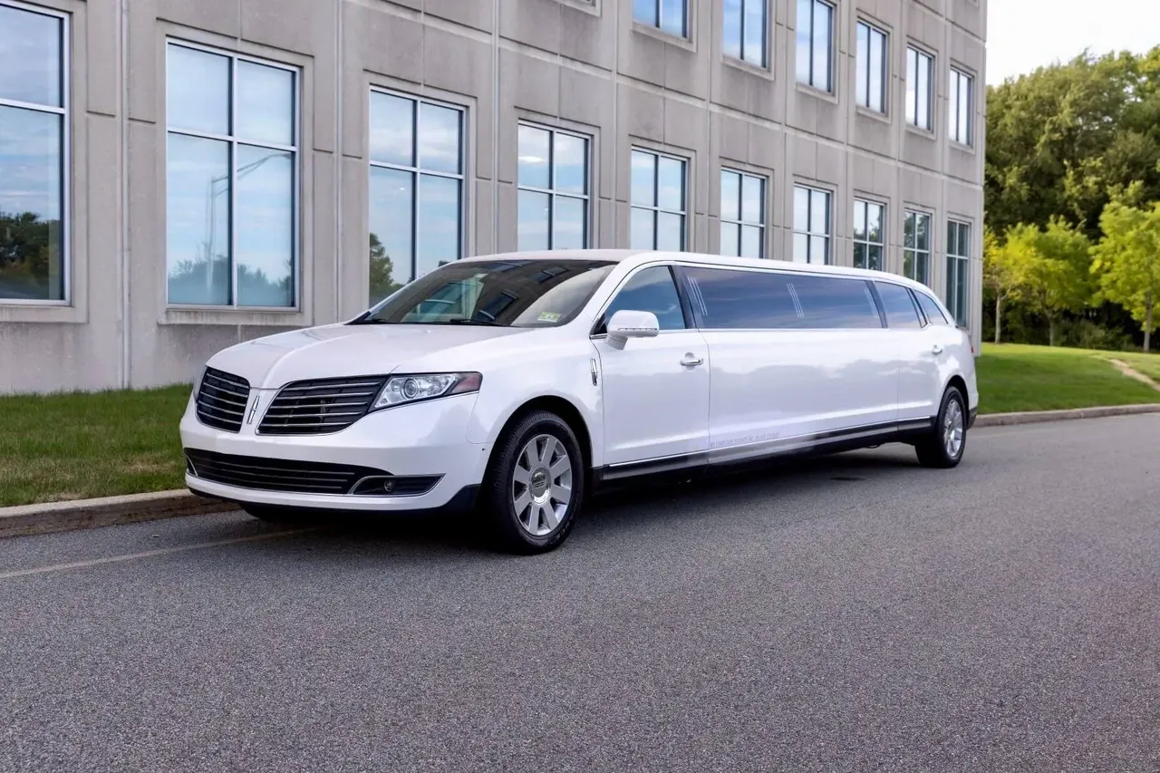 Lincoln MKT Stretch Limousine for limo rental