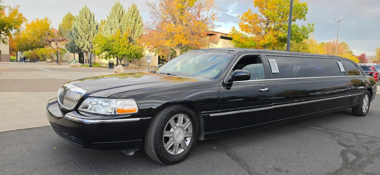 Black Lincoln Town Car Limousine; view 5
