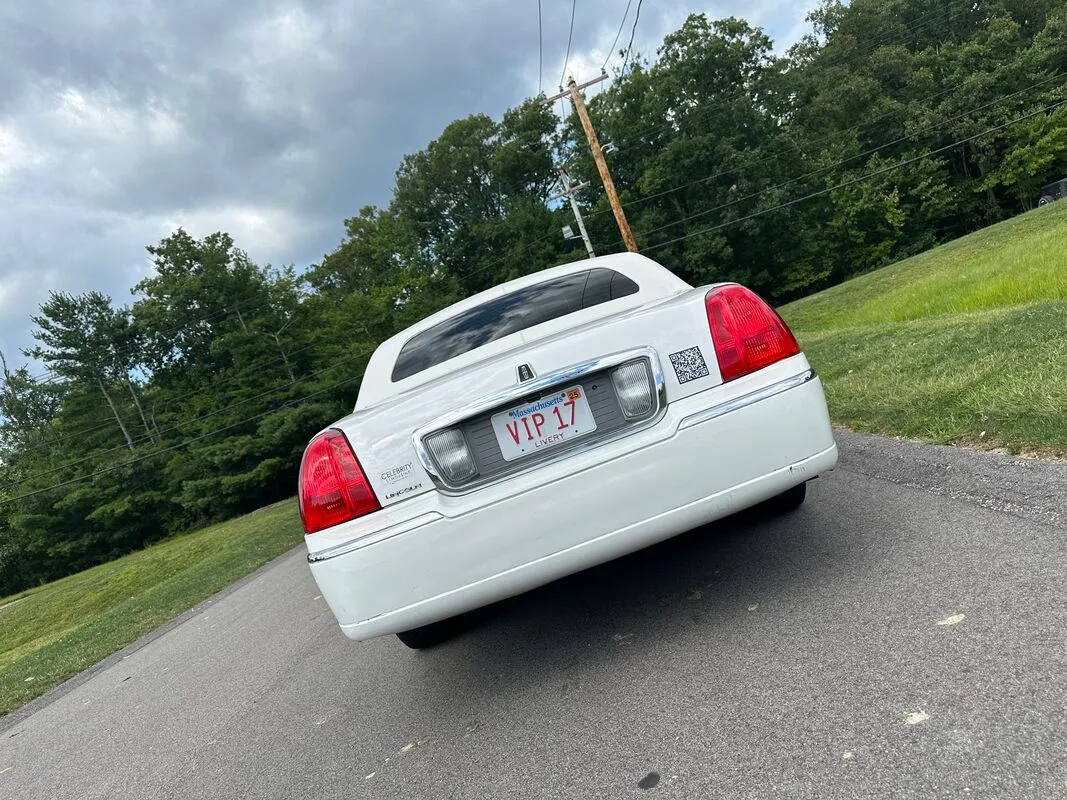 White Lincoln Town Car Limousine exterior, photo 6 for limo rental in North Attleboro, MA
