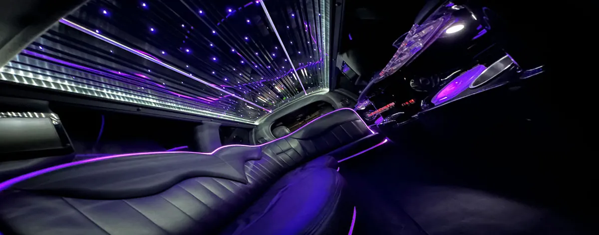 White Lincoln Town CAR Limousine #4, photo 3 for limo rental