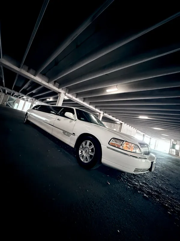 White Lincoln Town Car Limousine exterior, photo 7 for limo rental in North Attleboro, MA