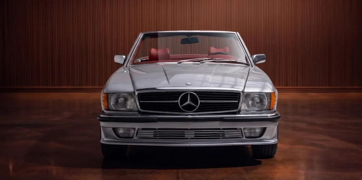 Silver Mercedes-Benz 450 SL exterior with convertible roof, photo 3 for wedding car rental in Toms River, NJ Silver Mercedes-Benz 450 SL exterior with convertible roof, photo 3 for wedding car rental in Toms River, NJ