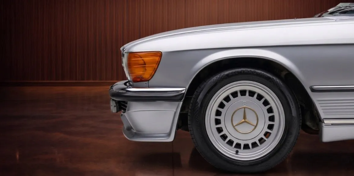Mercedes Benz 450 SL close-up for wedding car rental in Islip, NY