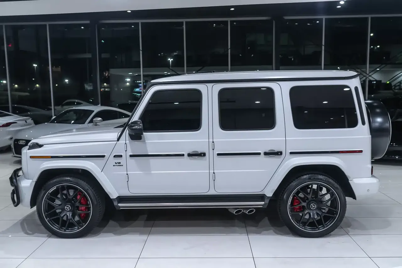 Mercedes-Benz G Class (G Wagon) for wedding car rental in Deer Park, NY