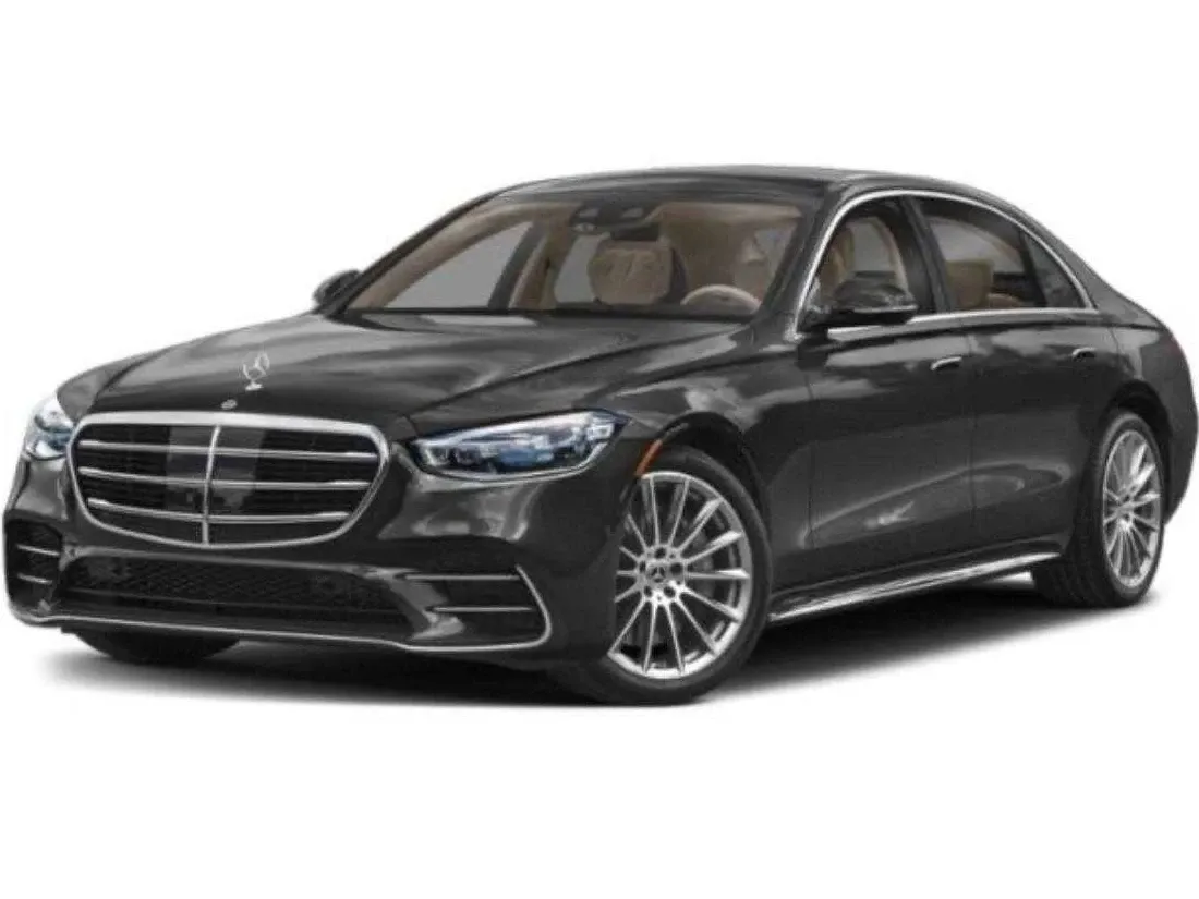 Black Mercedes-Benz S-Class; view 4