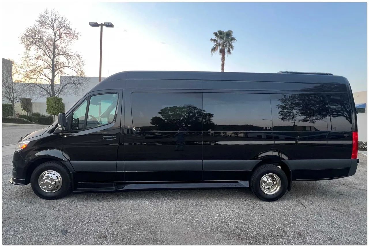 Mercedes-Benz Sprinter Limousine Black Mercedes-Benz Sprinter Limousine on offer