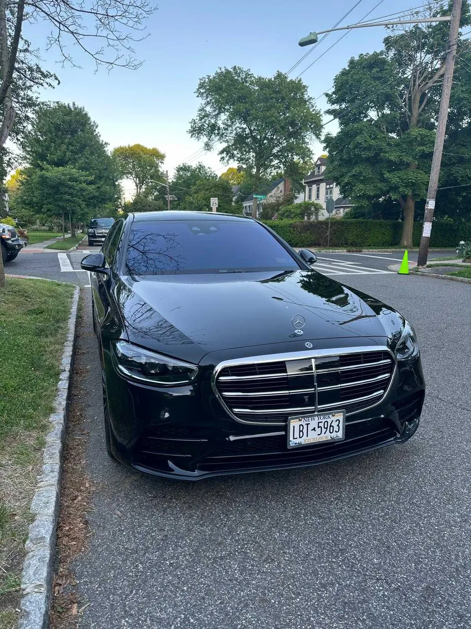 Black Mercedes S Class exterior for wedding car rental