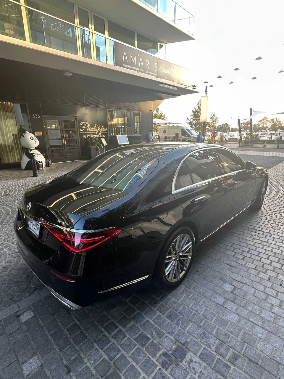 Black Mercedes-Benz S-Class for wedding car rental in Nassau County, NY Black Mercedes-Benz S-Class for wedding car rental in Nassau County, NY