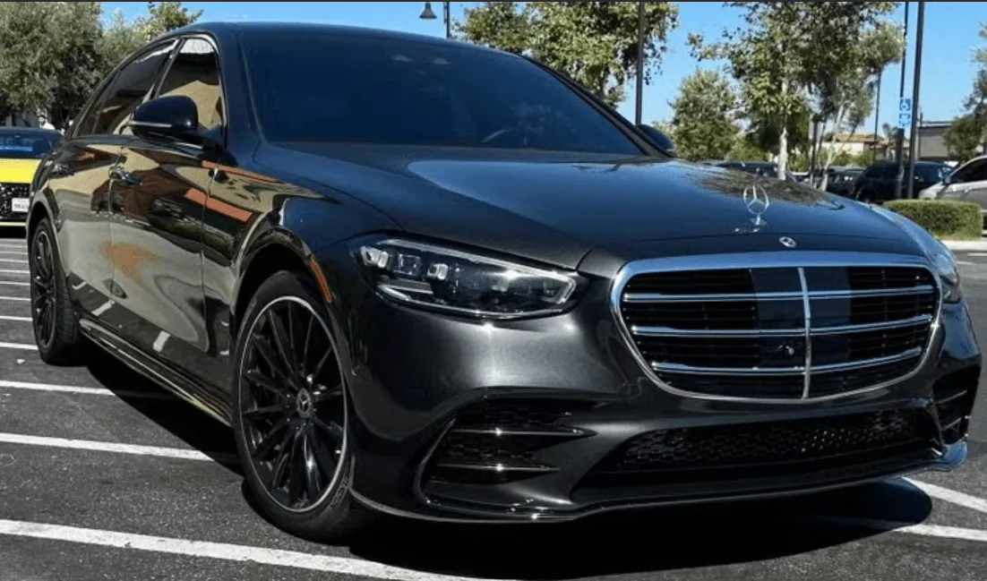 Black Mercedes-Benz S-Class exterior, photo 4 for wedding car rental in Keene, CA