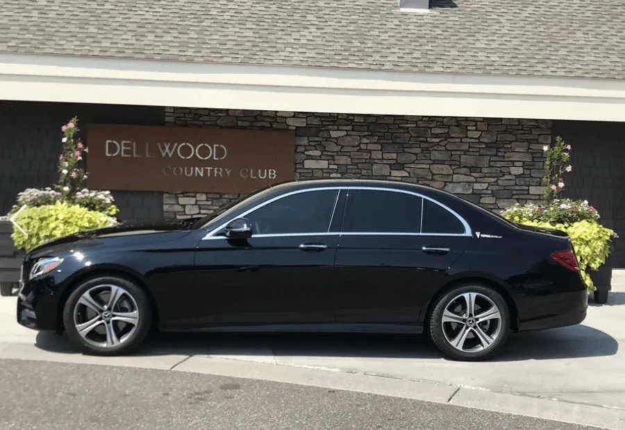 Mercedes-Benz S580 Black Mercedes-Benz S580 for wedding car rental