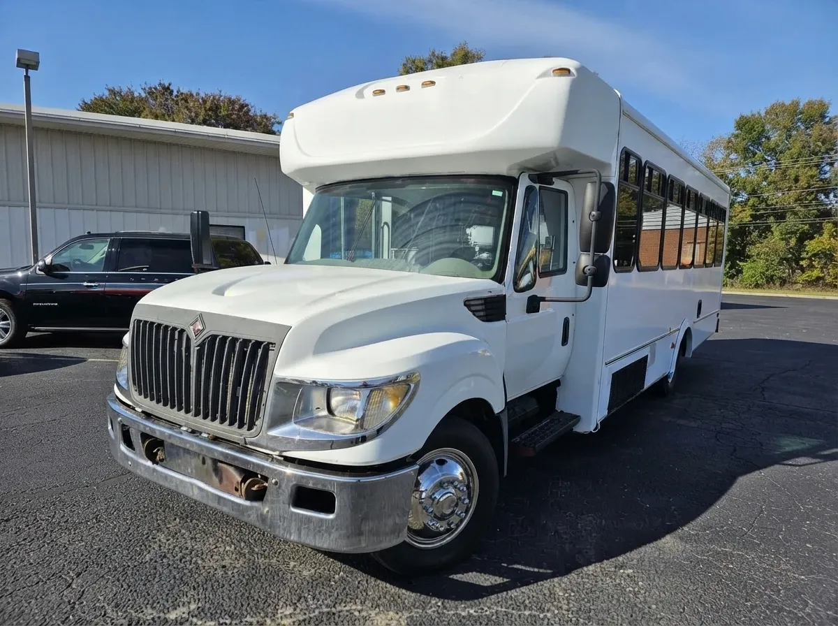 18 Passenger Party Bus White 18 Passenger Party Bus on offer