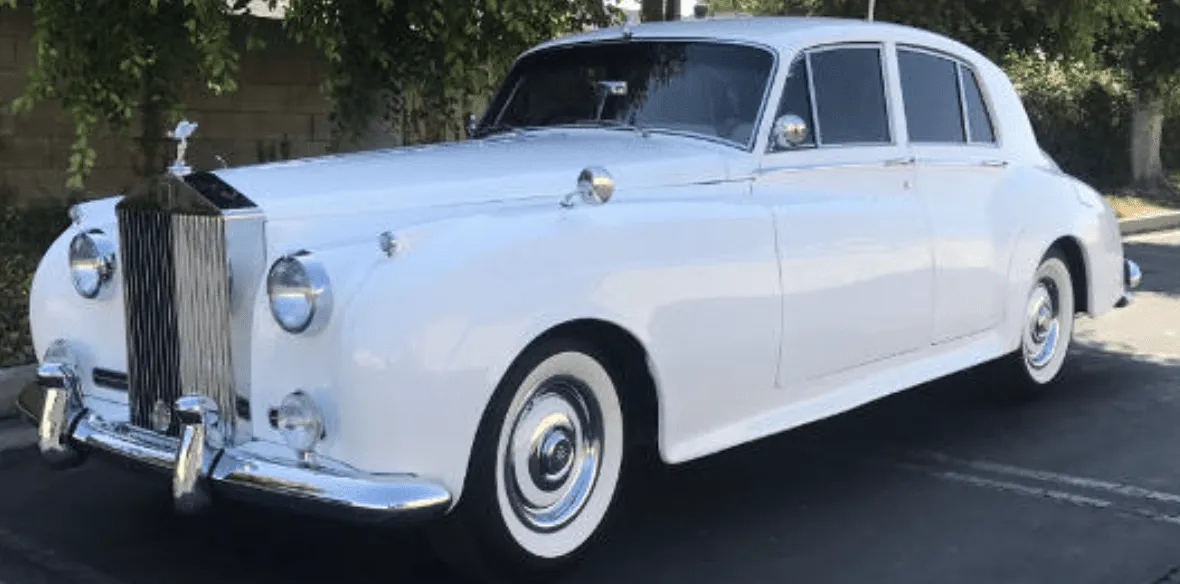 White Rolls-Royce Cloud for prom car rental in Burbank, CA