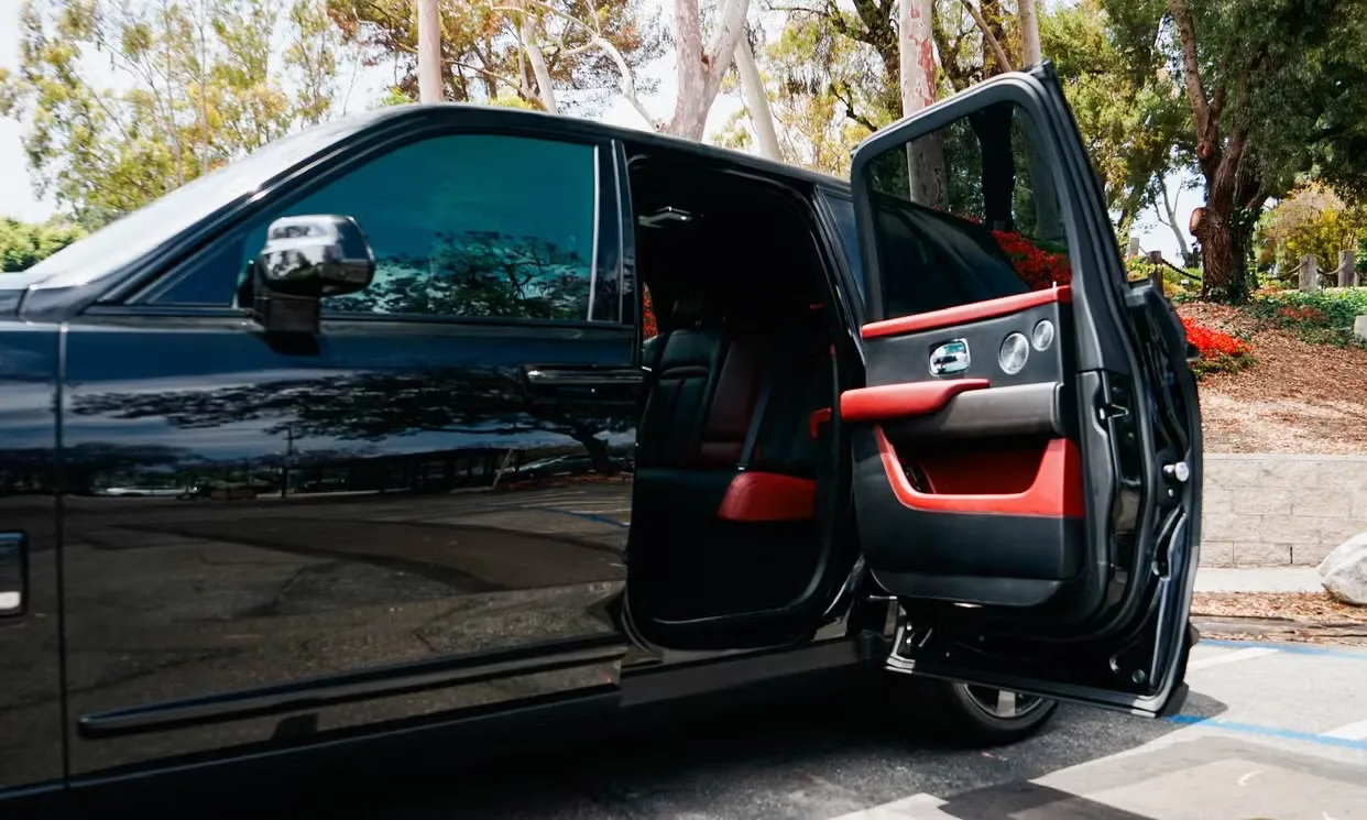 Rolls-Royce Cullinan, photo 7 for wedding car rental in Los Angeles, CA
