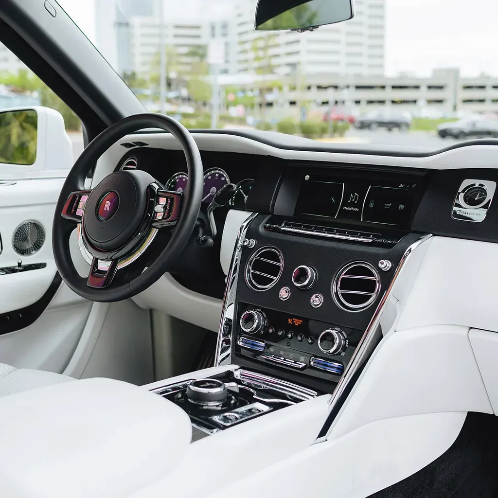 Rolls-Royce Cullinan with All White Interior, photo 4 for limo rental in Rockville, MD