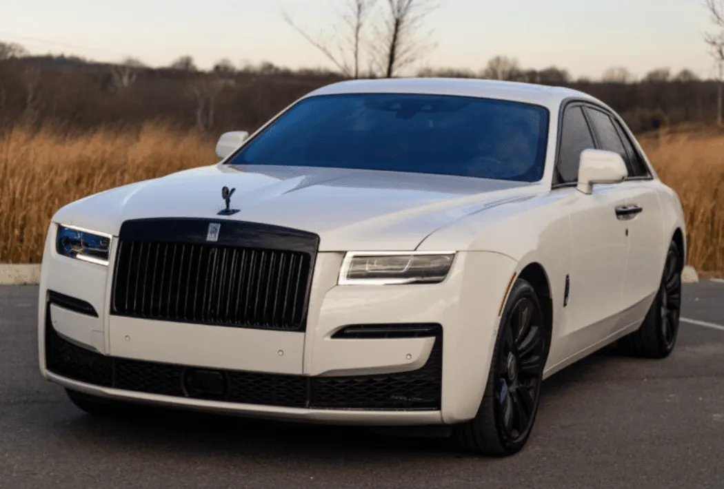 White Rolls-Royce Ghost for prom car rental in Burbank, CA