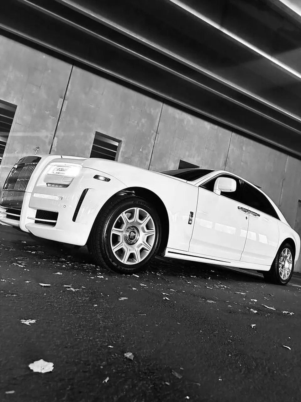 White Rolls-Royce Ghost Sedan exterior, photo 9 for limo rental in North Attleboro, MA