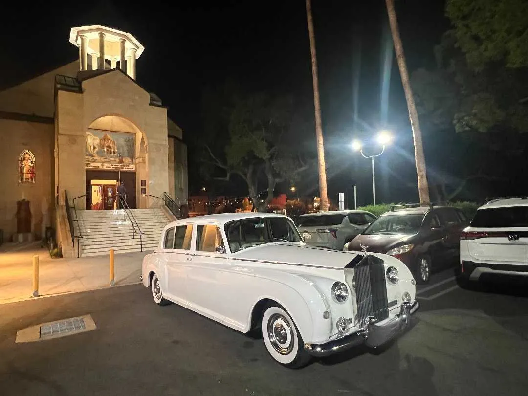 Rolls-Royce Silver Cloud white for wedding car rental in Burbank, CA